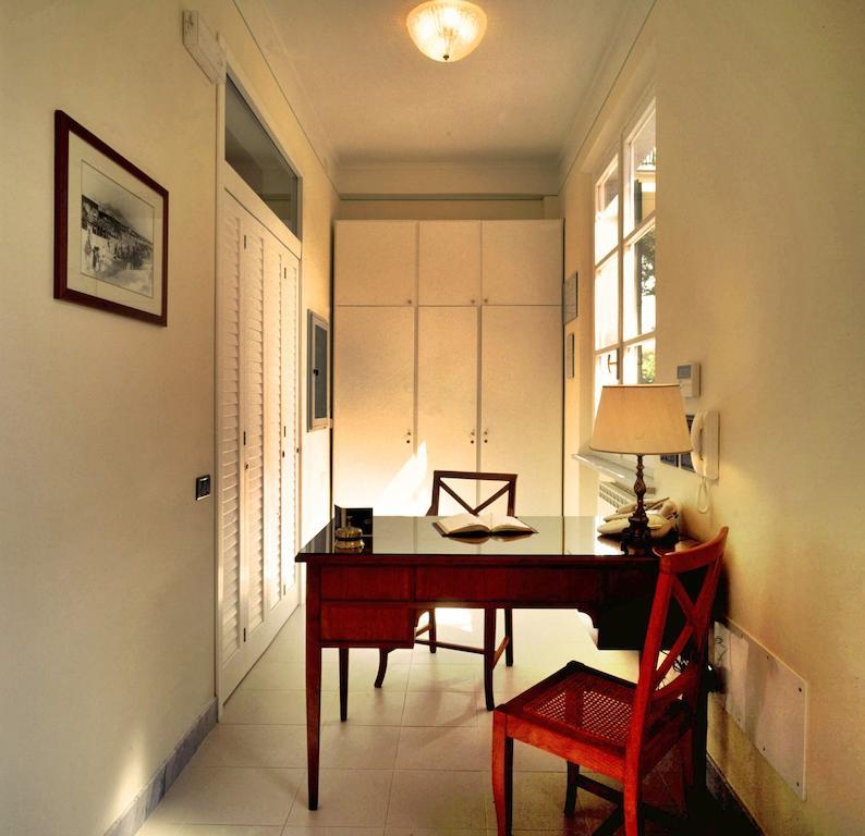 Hotel Villa Fiorisella Марина ди Маса Екстериор снимка